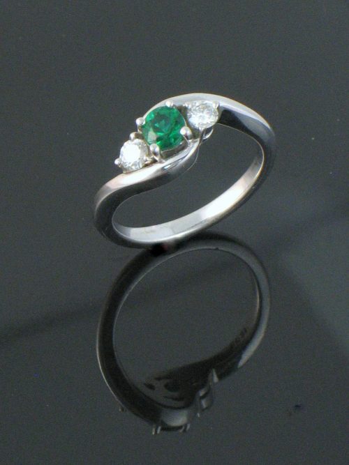 Hood River Jewelers Emerald & Diamond Threestone Ring